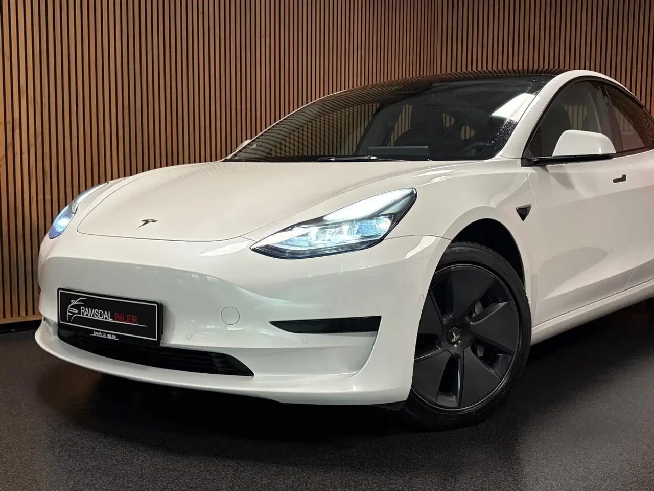 Billede 2 - Tesla Model 3 RWD