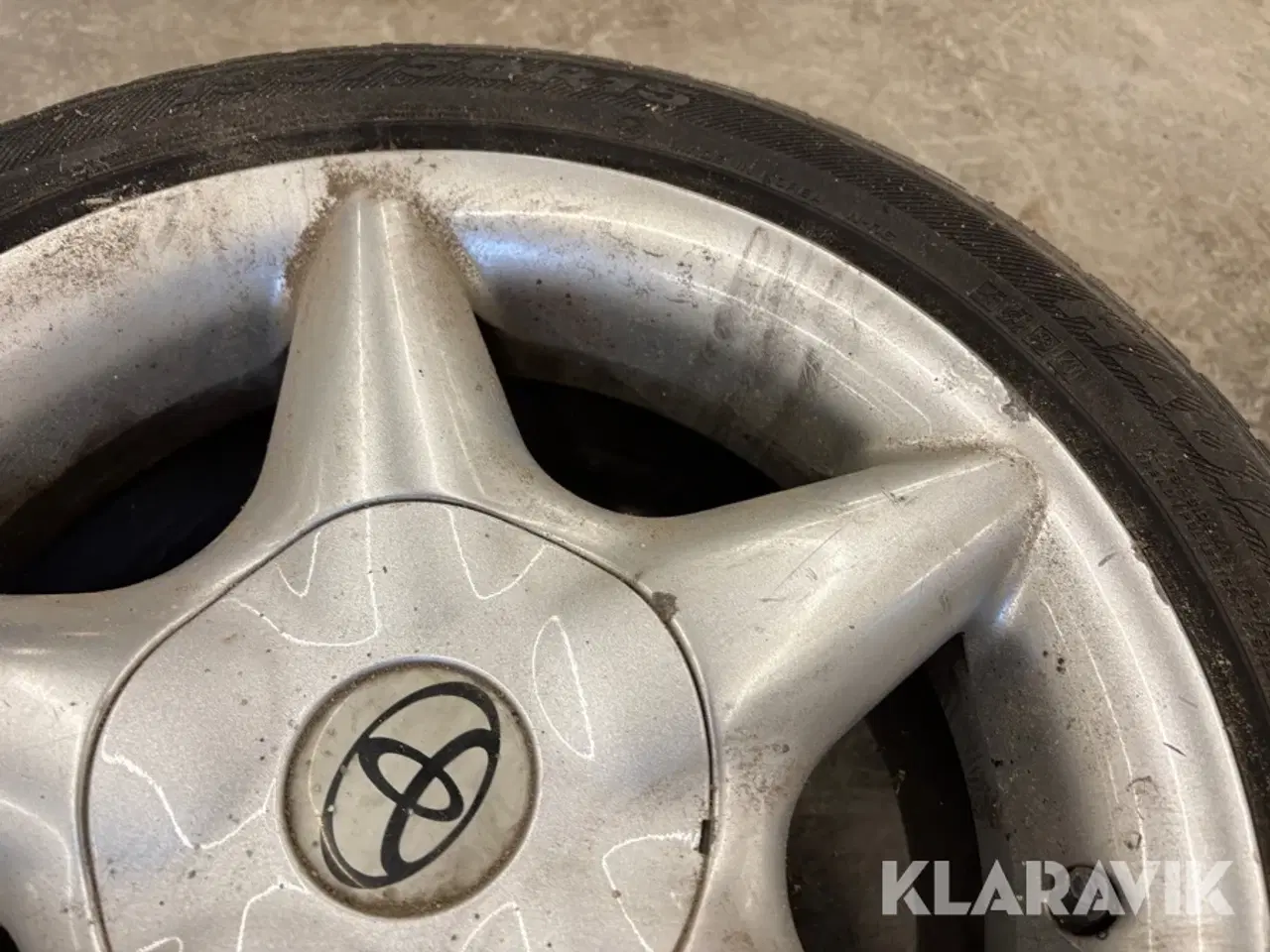 Billede 11 - Alufælge med dæk Toyota