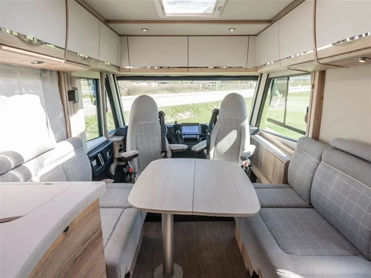 Billede 8 - 2022 - Euramobil Integra Line 720 EF   Tysk kvalitet og luksus