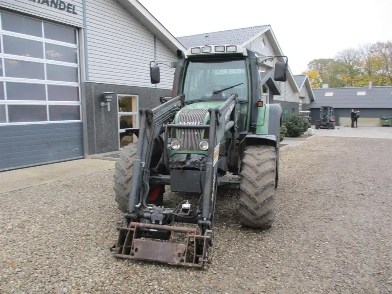 Billede 9 - Fendt 410 Vario med frontlæsser.