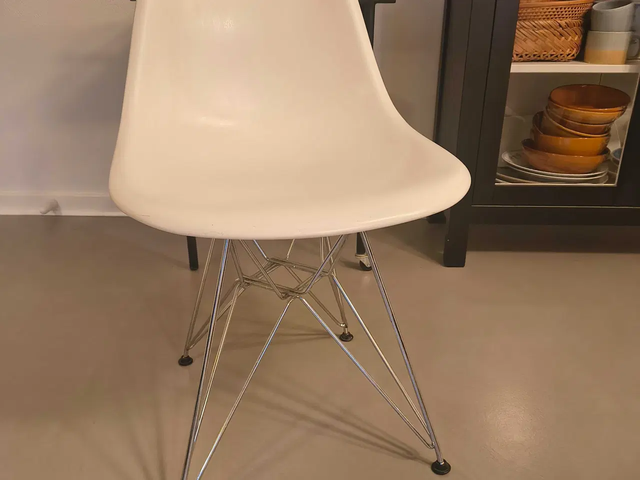 Billede 2 - Eames stol