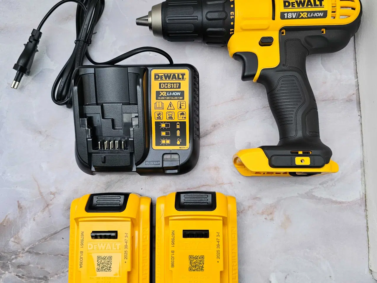 Billede 1 - Helt ny DeWalt Bore/Skruemaskine