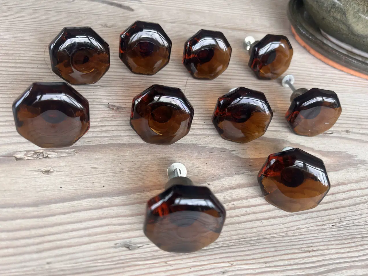 Billede 2 - 10 Vintage glasknopper med messing 