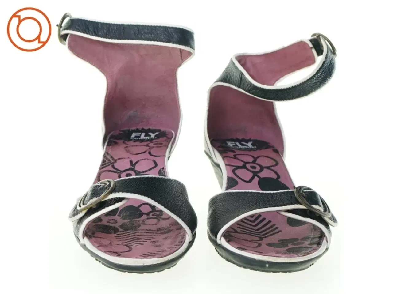 Billede 2 - Sandal fra Fly London (str. 38)
