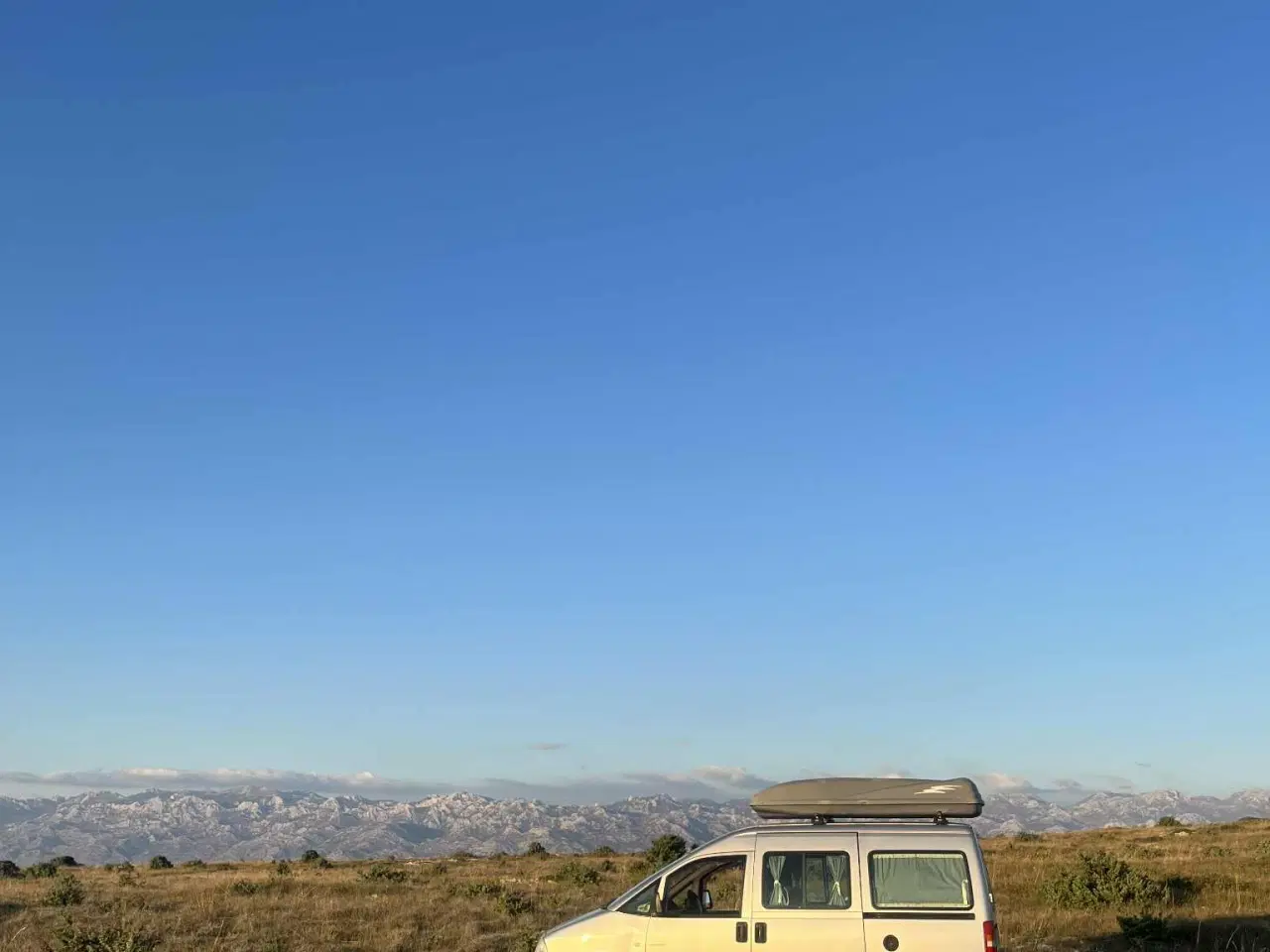 Billede 2 - SKØN CAMPERVAN TIL SLAG