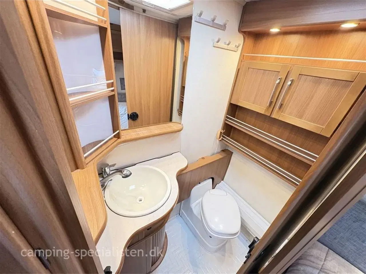 Billede 10 - 2009 - Kabe Onyx GXL   Kabe Onyx GLX KS 2009 - Se den nu hos Camping-Specialisten.dk