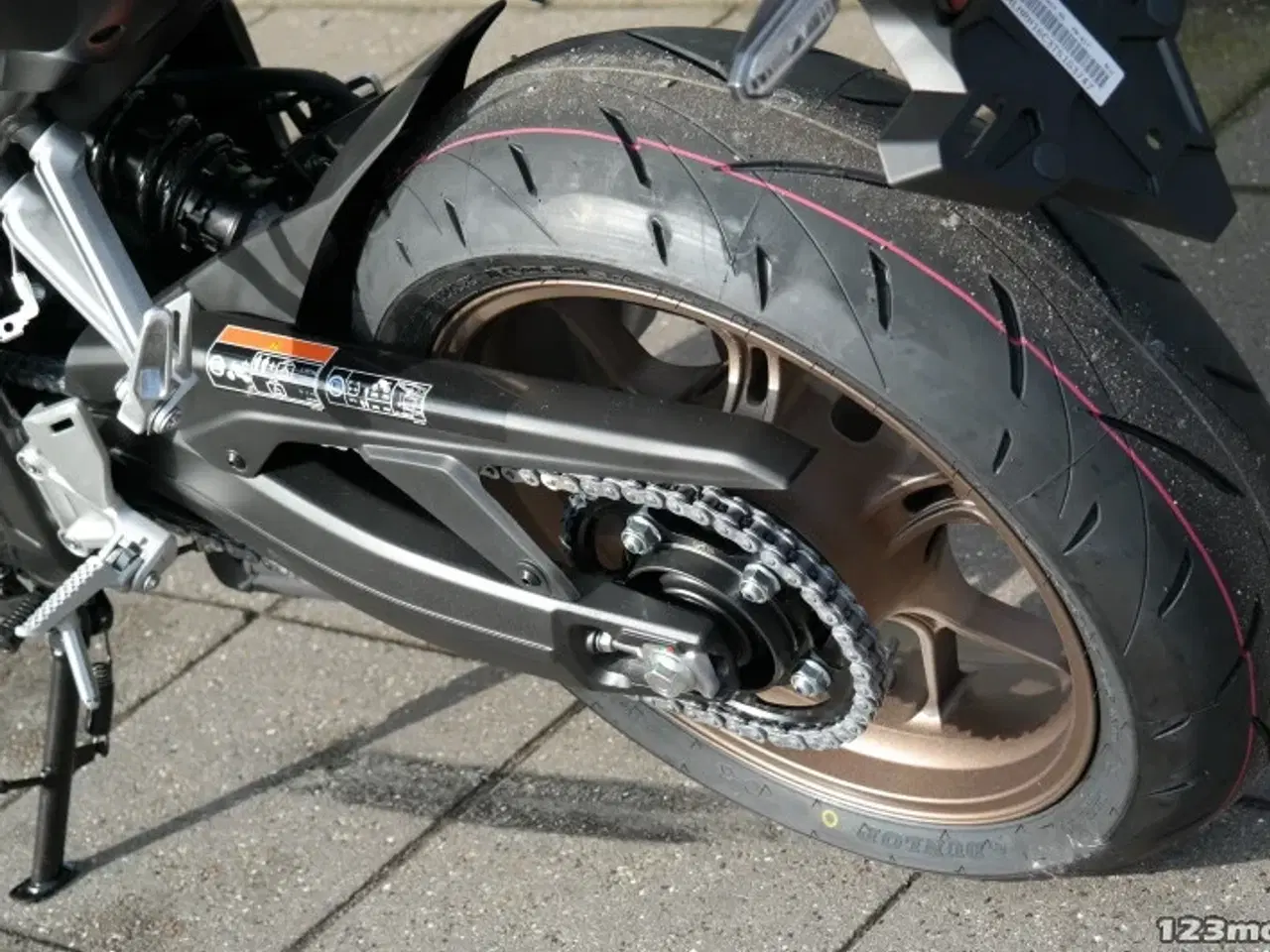 Billede 28 - Honda CB 650 R E-Clutch MC-SYD       BYTTER GERNE