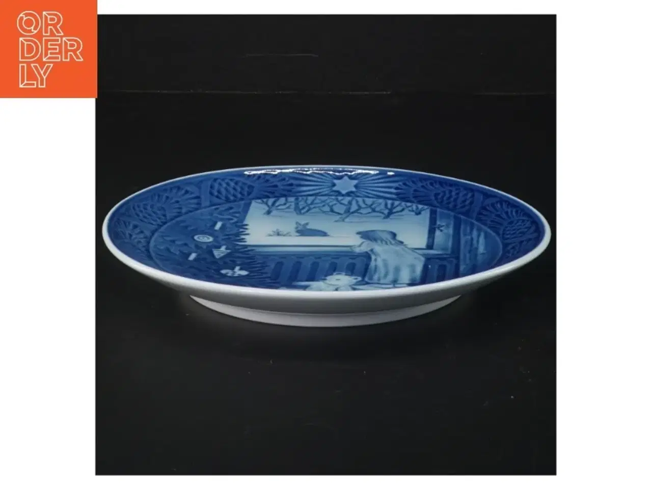 Billede 2 - Juleplatte 1982 fra Royal Copenhagen (str. Ø. 18 cm)