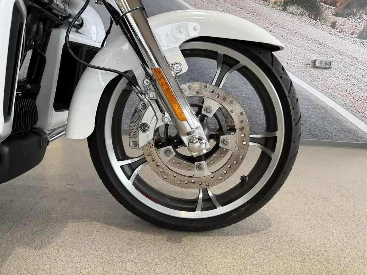 Billede 6 - Harley-Davidson FLHTCUTGSE Tri Glide Ultra CVO 117" Trike