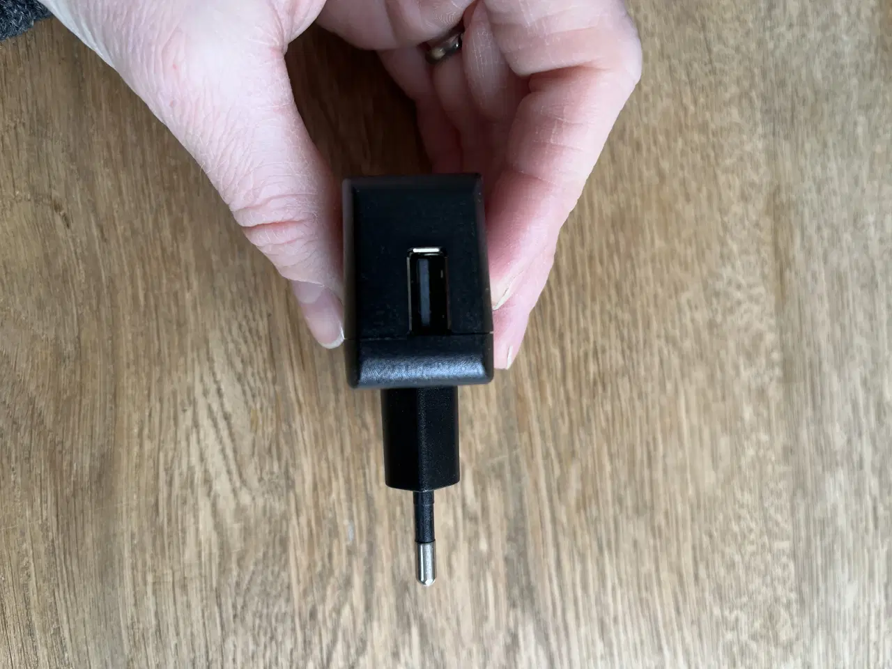 Billede 2 - Adapter til oplader
