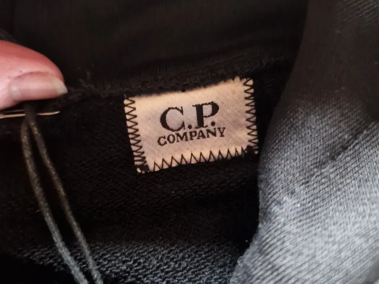 Billede 5 - C.p.company herrejakke, Str M.Brugt tre gang.