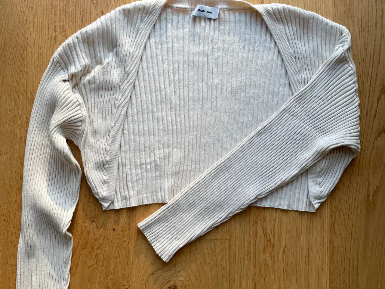 Billede 1 - Modström bolero beige