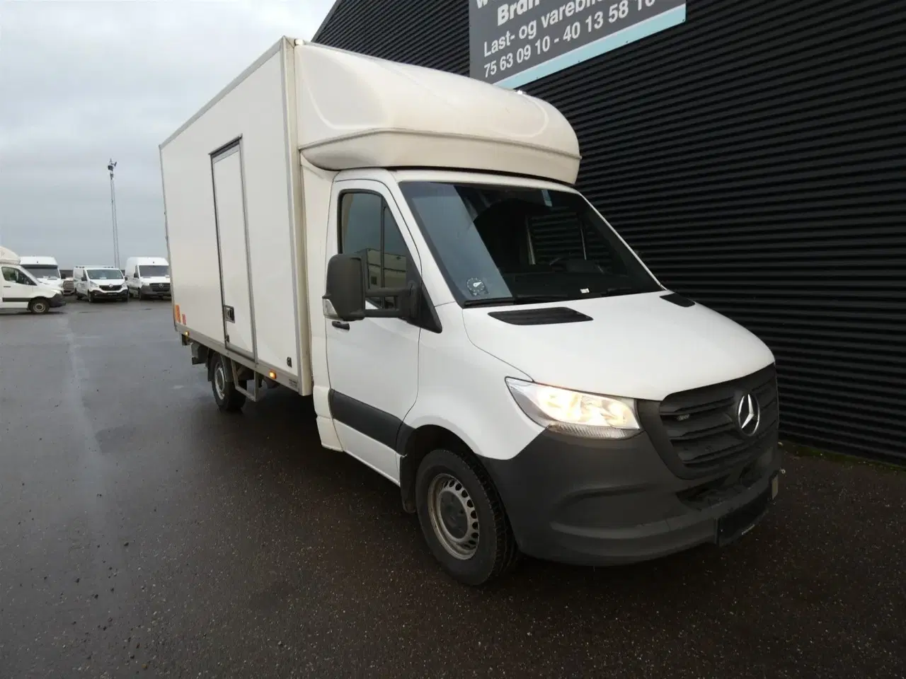 Billede 2 - Mercedes-Benz Sprinter 317 2,0 CDI Alu.kasse m./lift RWD 9G-Tronic 170HK Ladv./Chas. Aut.