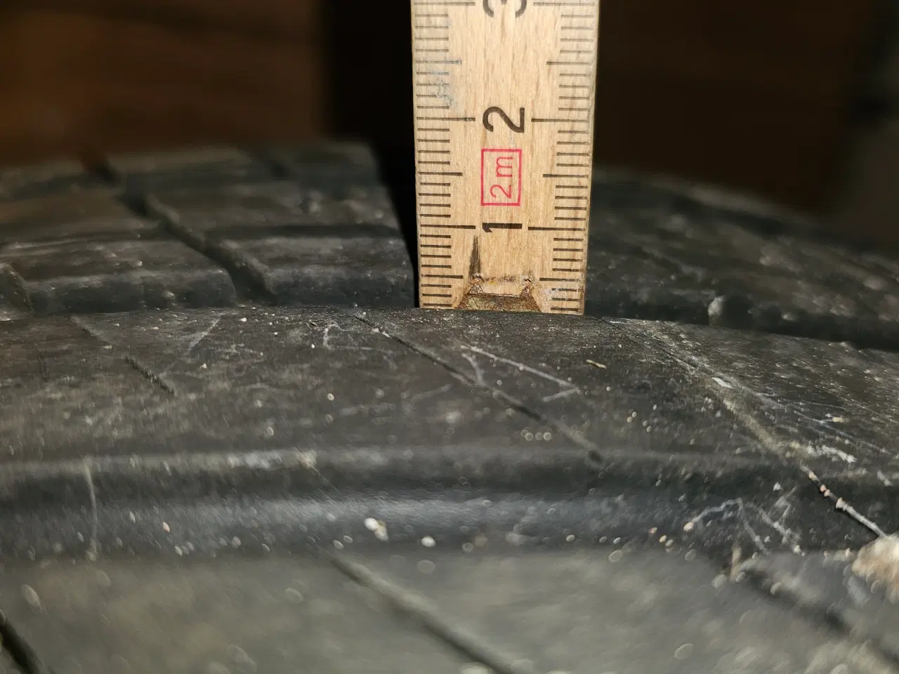 Billede 1 - 4 sommerdæk på alufælge 