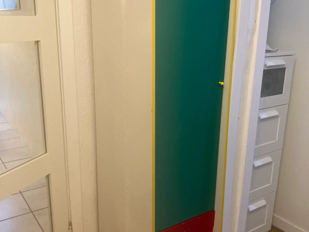 Billede 10 - 3 Fine skabe og reoler i forskellige mål