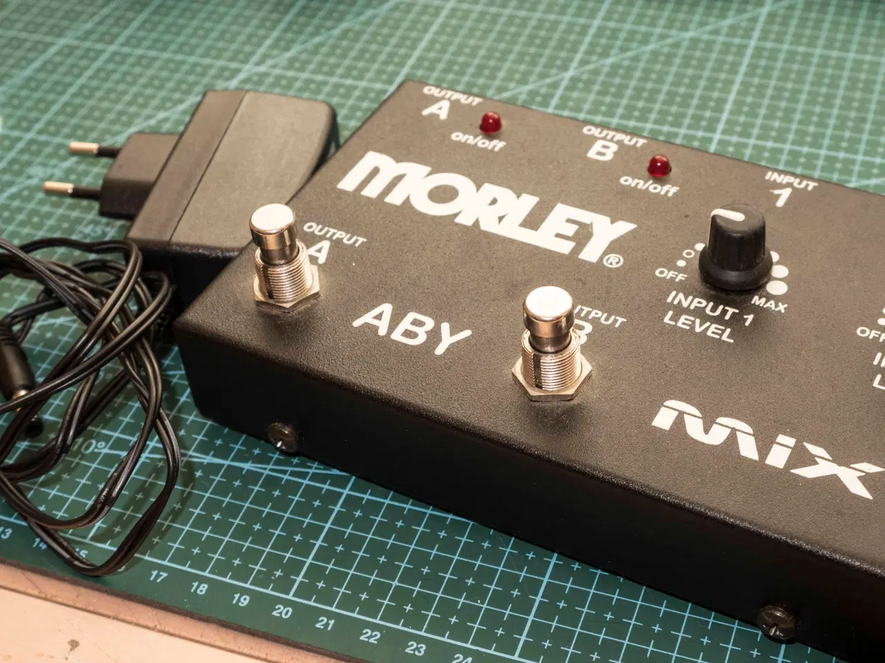 Billede 5 - Morley ABY-Mix-Switcher-Pedal m. strømadaptor.