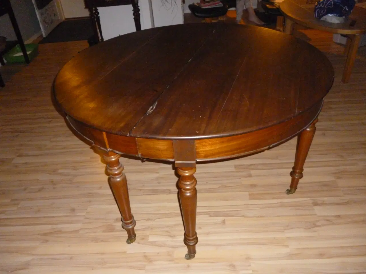 Billede 7 - Antik bord i fyrretræ.