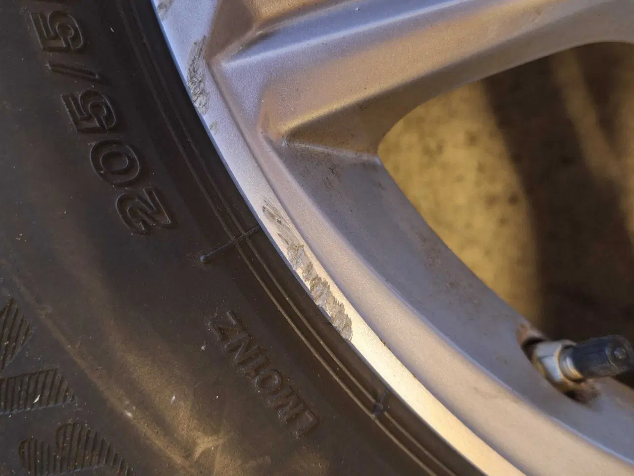 Billede 2 - Toyota 16” alufælge m. Bridgestone Blizzak LM001 2