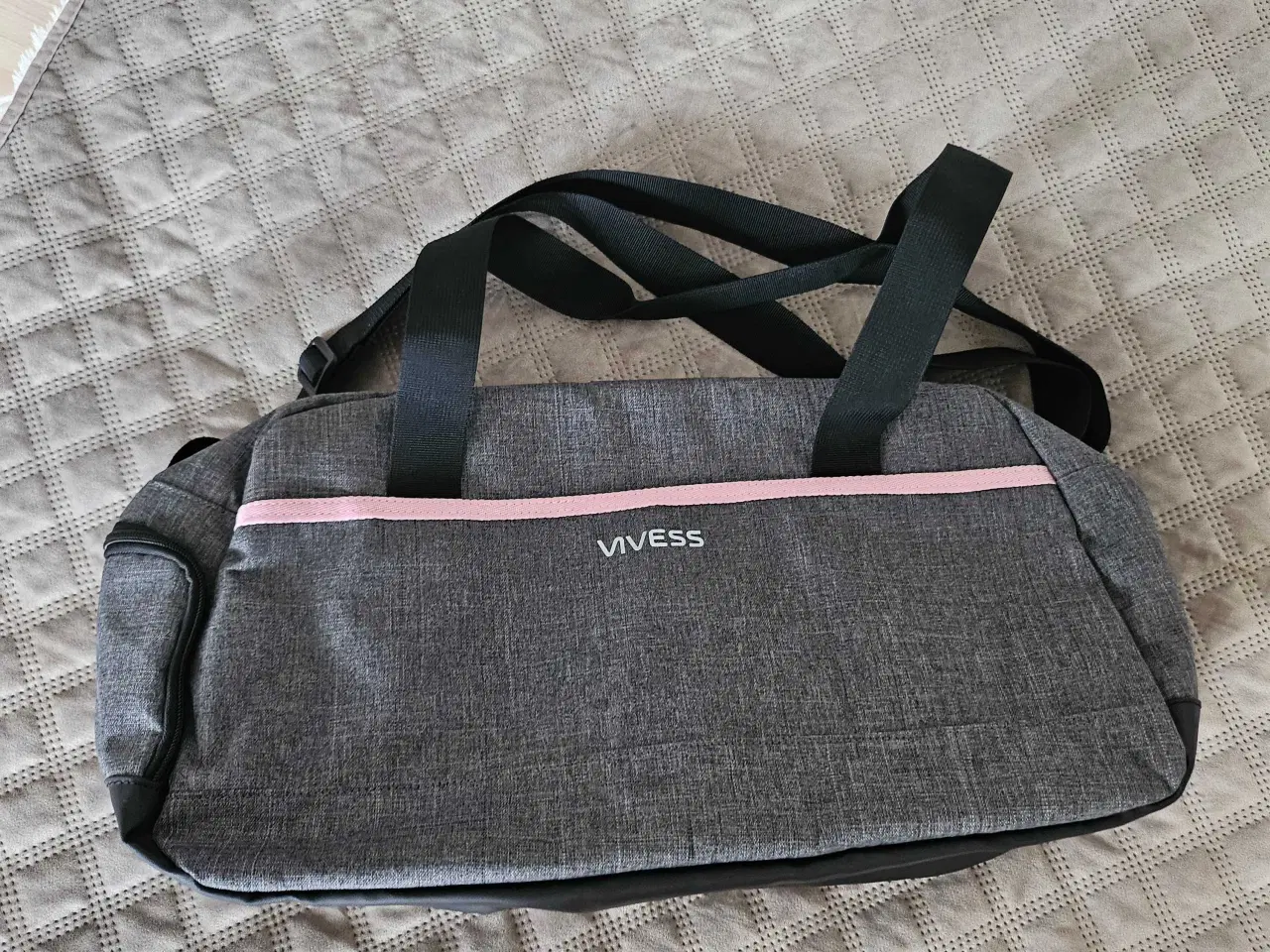 Billede 1 - Weekendtaske fra Vivess 