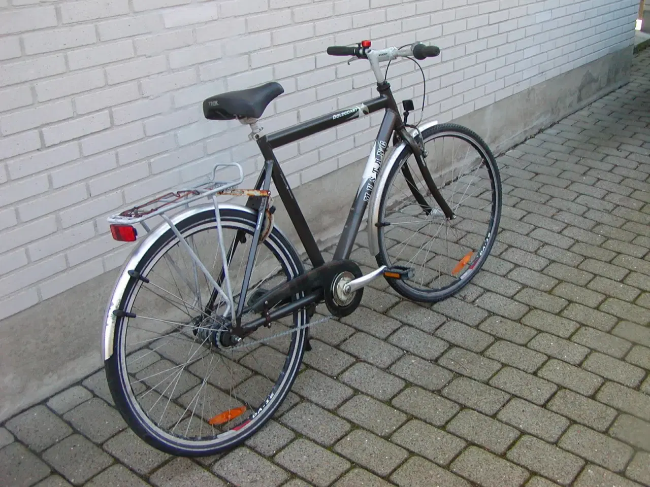 Billede 3 - Mustang. Stel str. 58 cm.