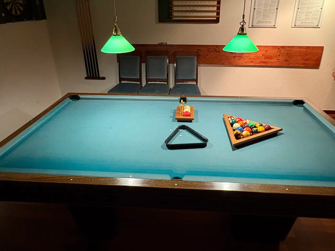 Billede 1 - Komplet billardbord inkl. lamper og alt tilbehør
