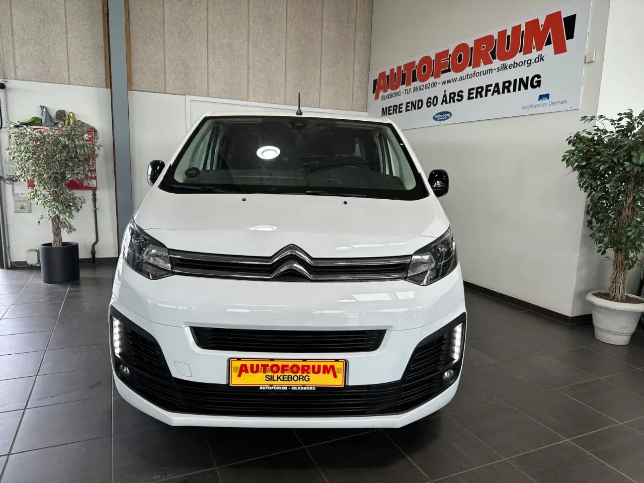 Billede 2 - Citroën Jumpy 2,0 BlueHDi 180 L3 MasterLine EAT8