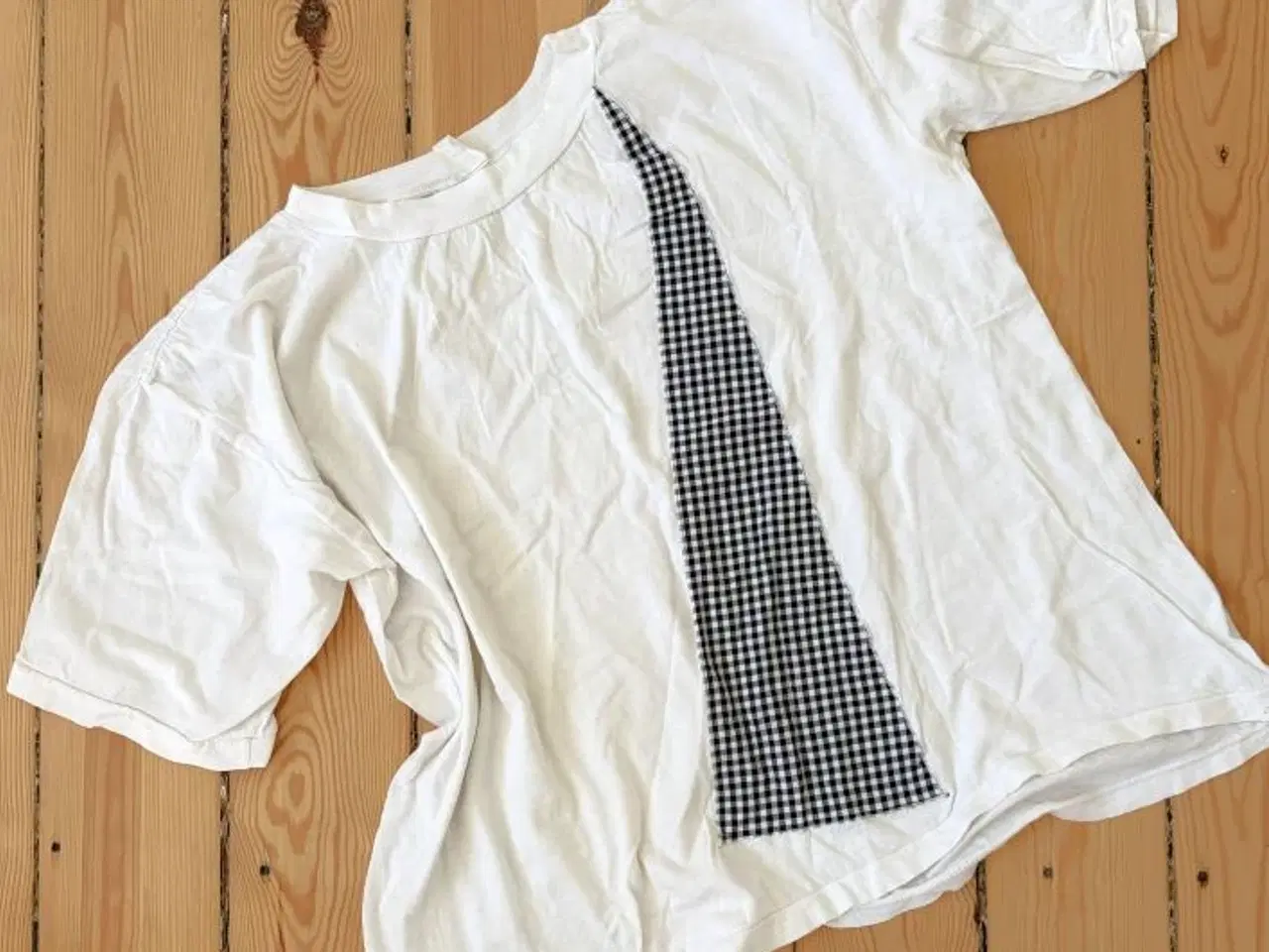 Billede 4 - 3 helt almindelige t-shirts til absolut lavpris