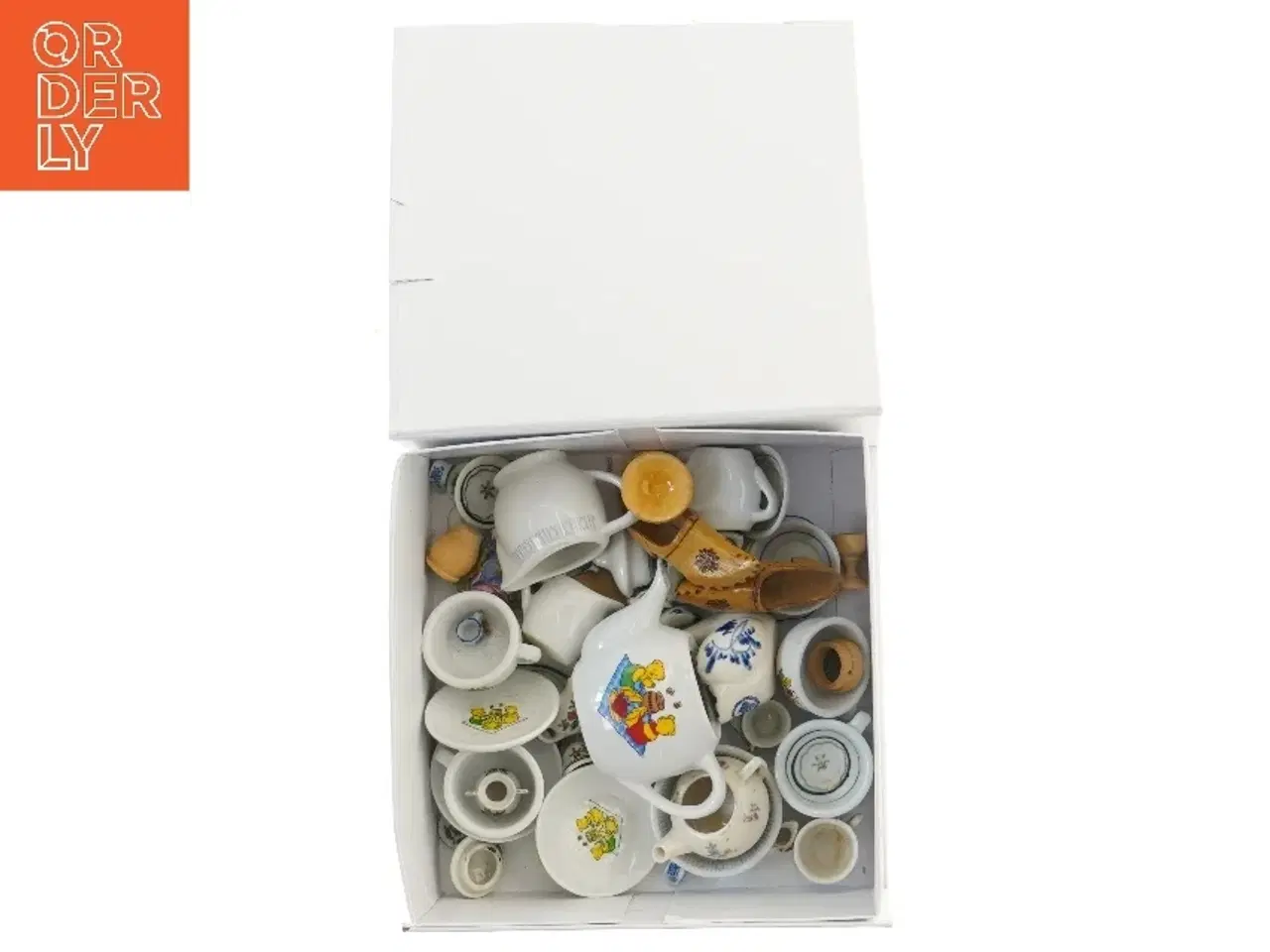 Billede 1 - Samling af miniature te- og kaffestel (str. ca. 5-13 cm)