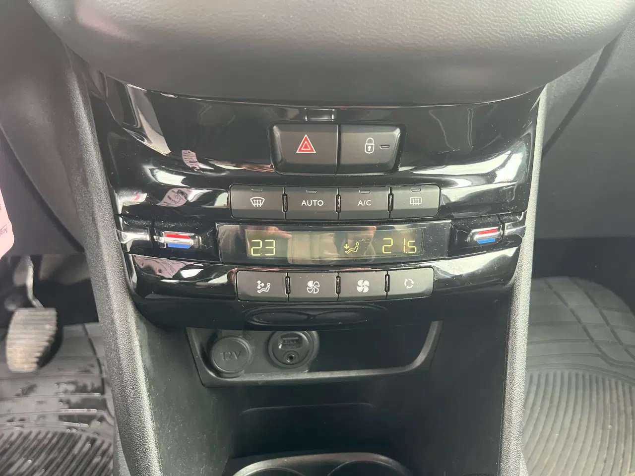 Billede 10 - Peugeot 208 1,2 VTi Strike 82HK 5d