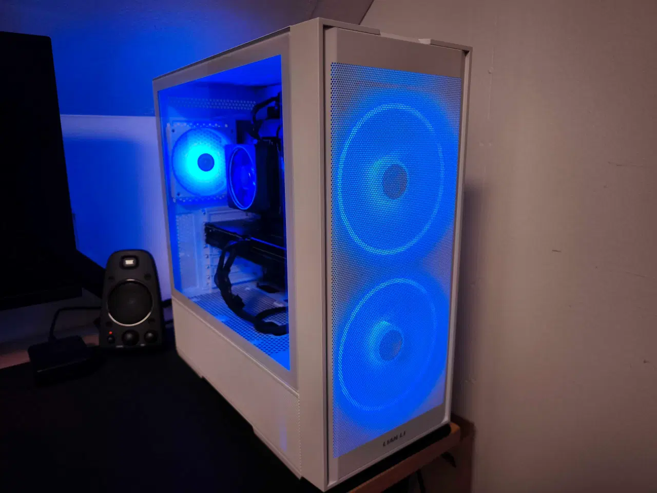 Billede 1 - Nybygget gamer PC, RX 9060 XT 16GB, Ryzen 5500, 16