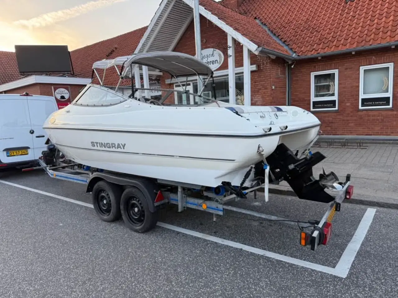 Billede 2 - Speedbåd byttes til bil