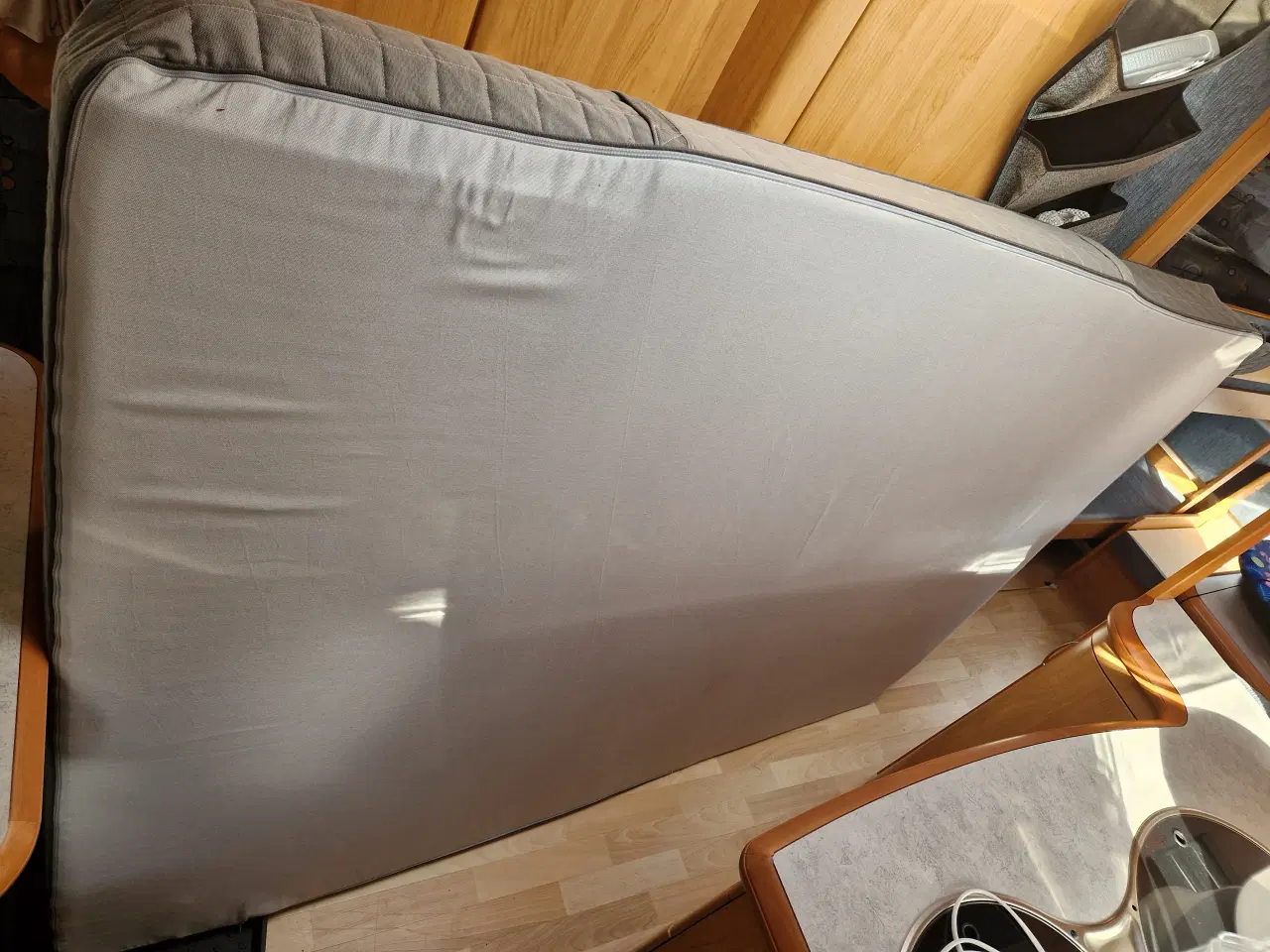 Billede 2 - Madras til Campingvognen