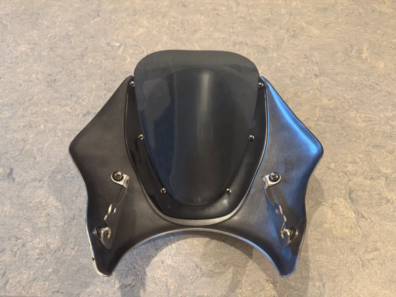 Billede 2 - Givi vindskærm