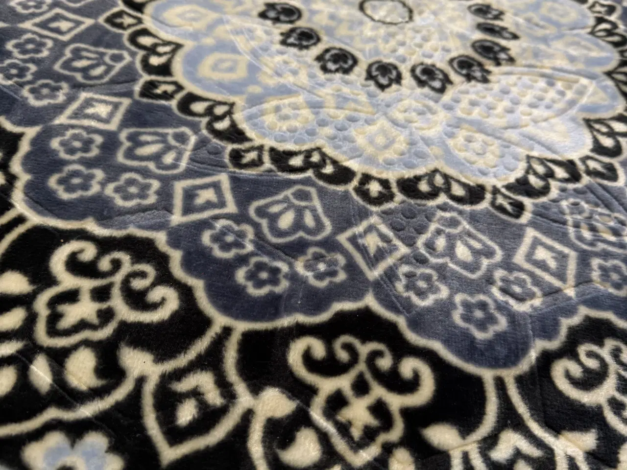 Billede 1 - Tæppe 2x3 meter 