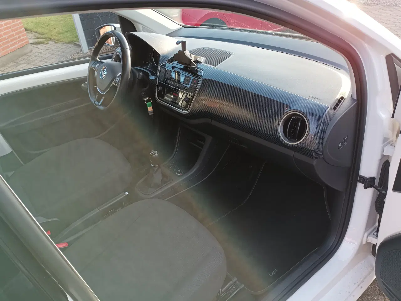 Billede 1 - VW UP 5dørs Hvid