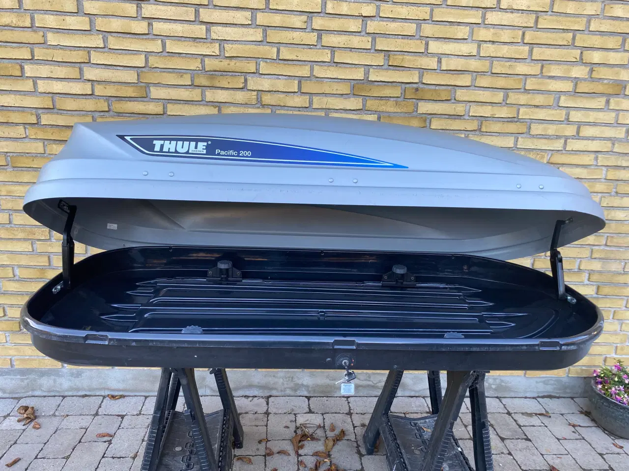 Billede 5 - Thule Pacific 200 Tagboks