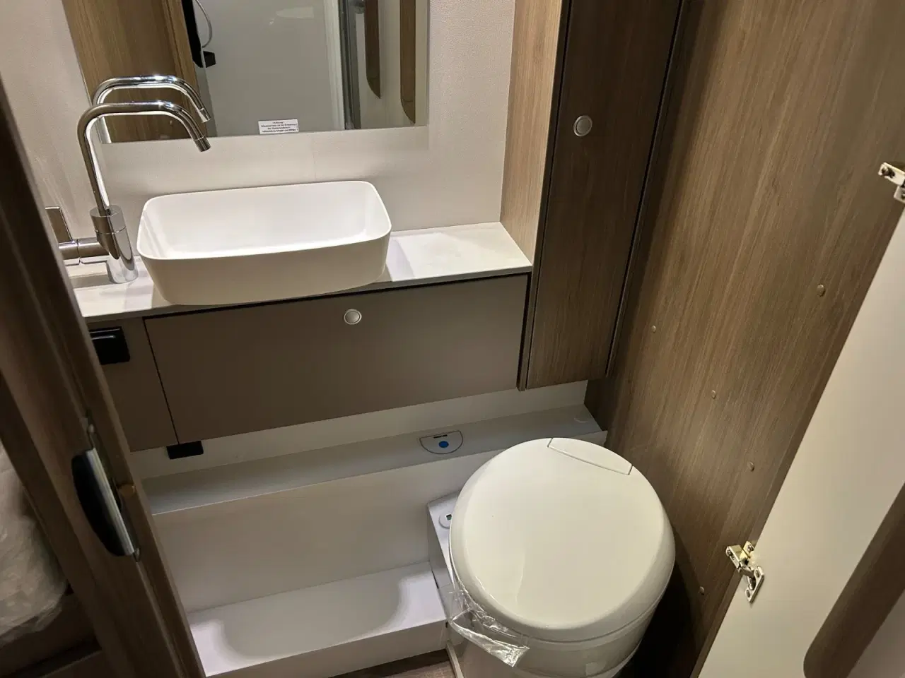 Billede 16 - Carado T457 PRO+ 2,2 JTD 140 aut.