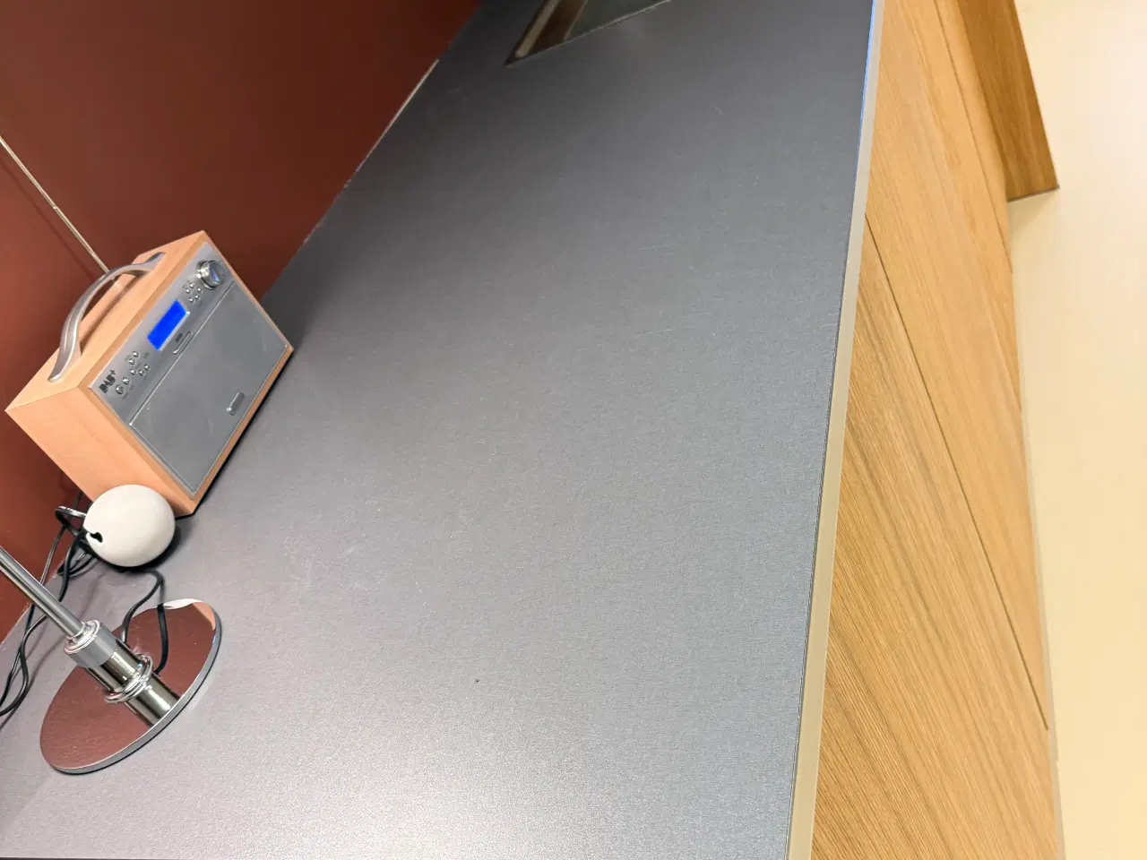 Billede 4 - Bordplade med vask og armatur