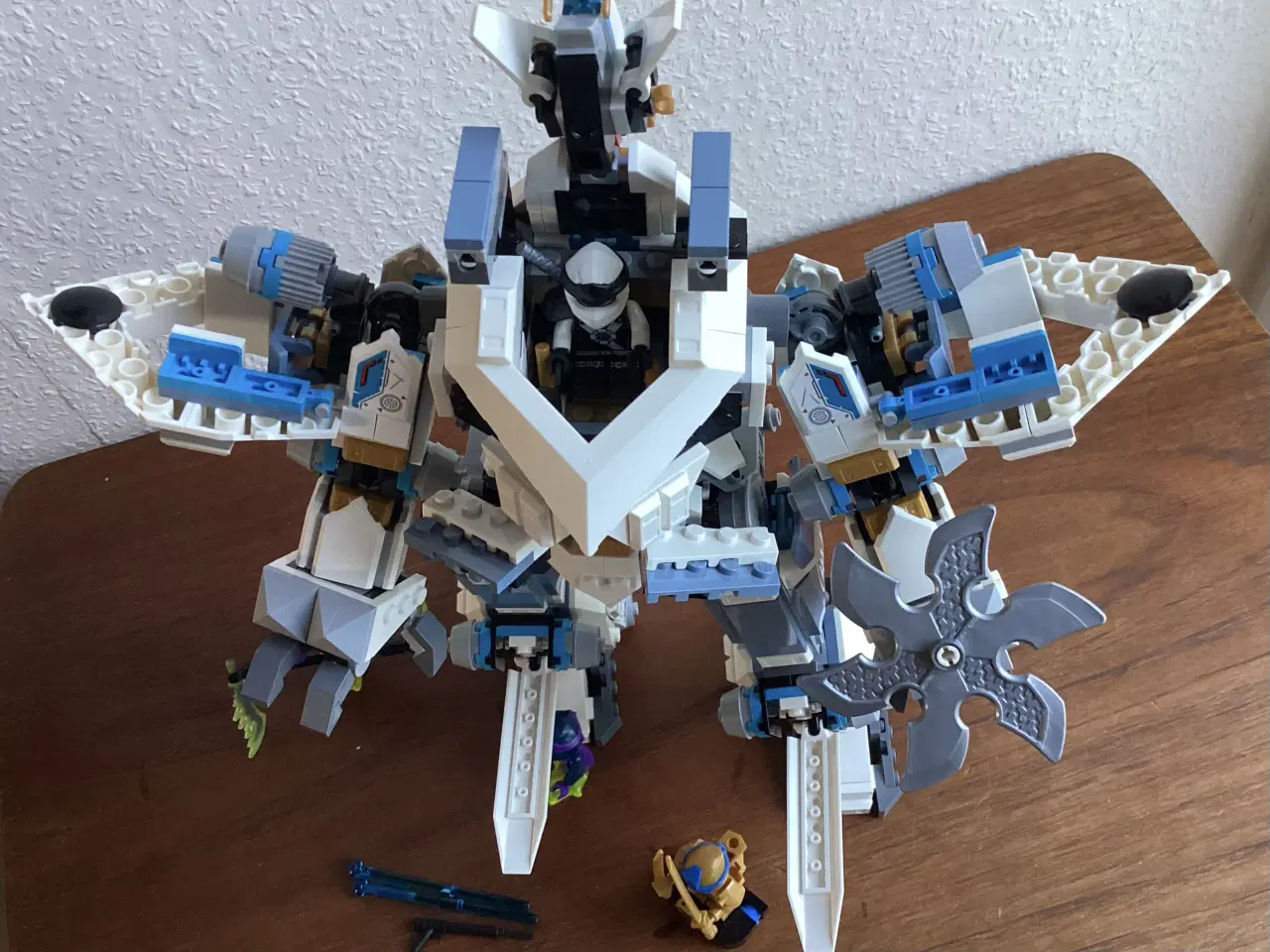 Billede 2 - Lego Ninjago no. 71738 Kæmperobot, laves ikke mere