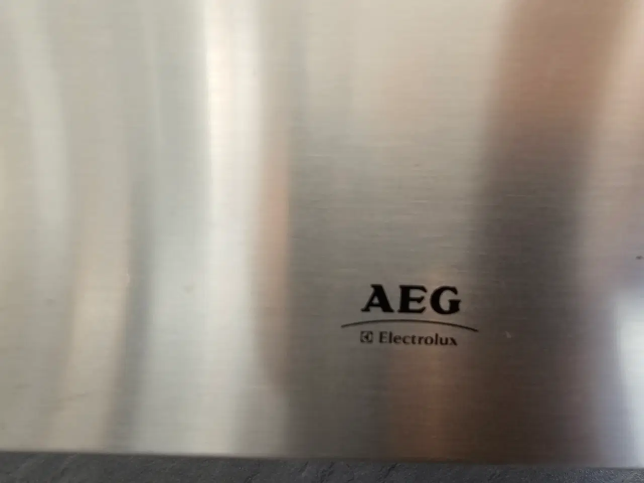 Billede 4 - Aeg emhætte væghængt