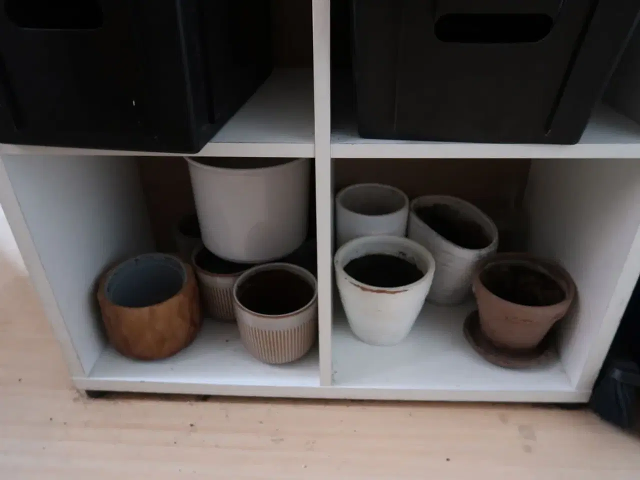 Billede 3 - Skuffemodul samt reol med indhold