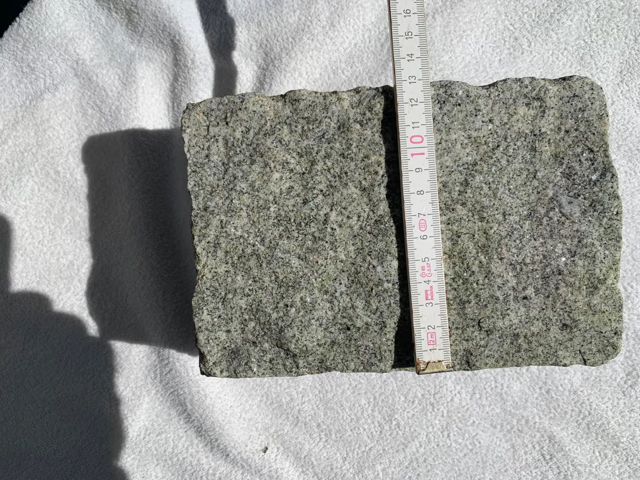 Billede 2 - Kløvede granit brosten -  lys grå (G603)