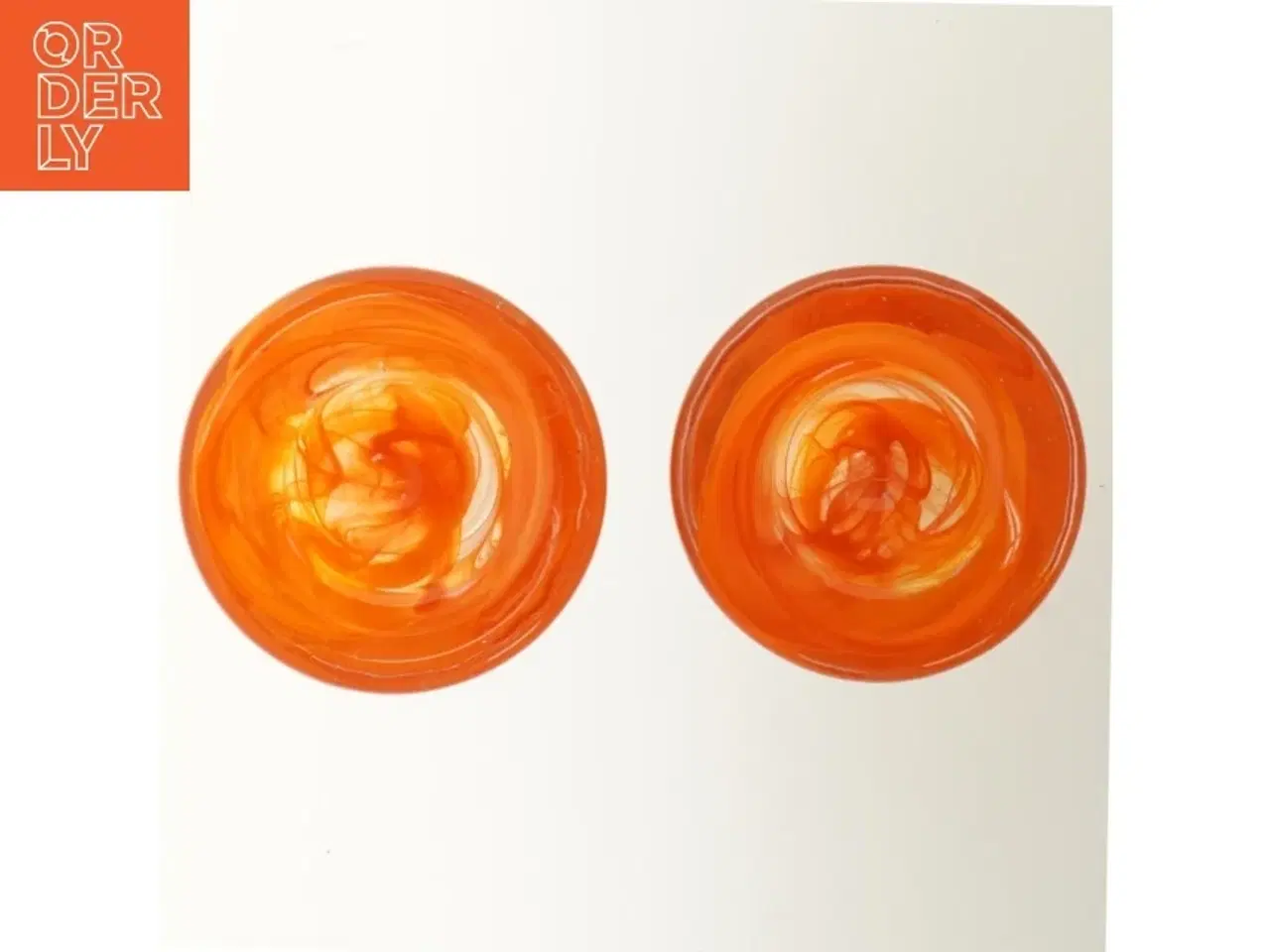 Billede 3 - To klassiske orange glaslysestager fra Holmegaard (str. Ø 11x6 cm)
