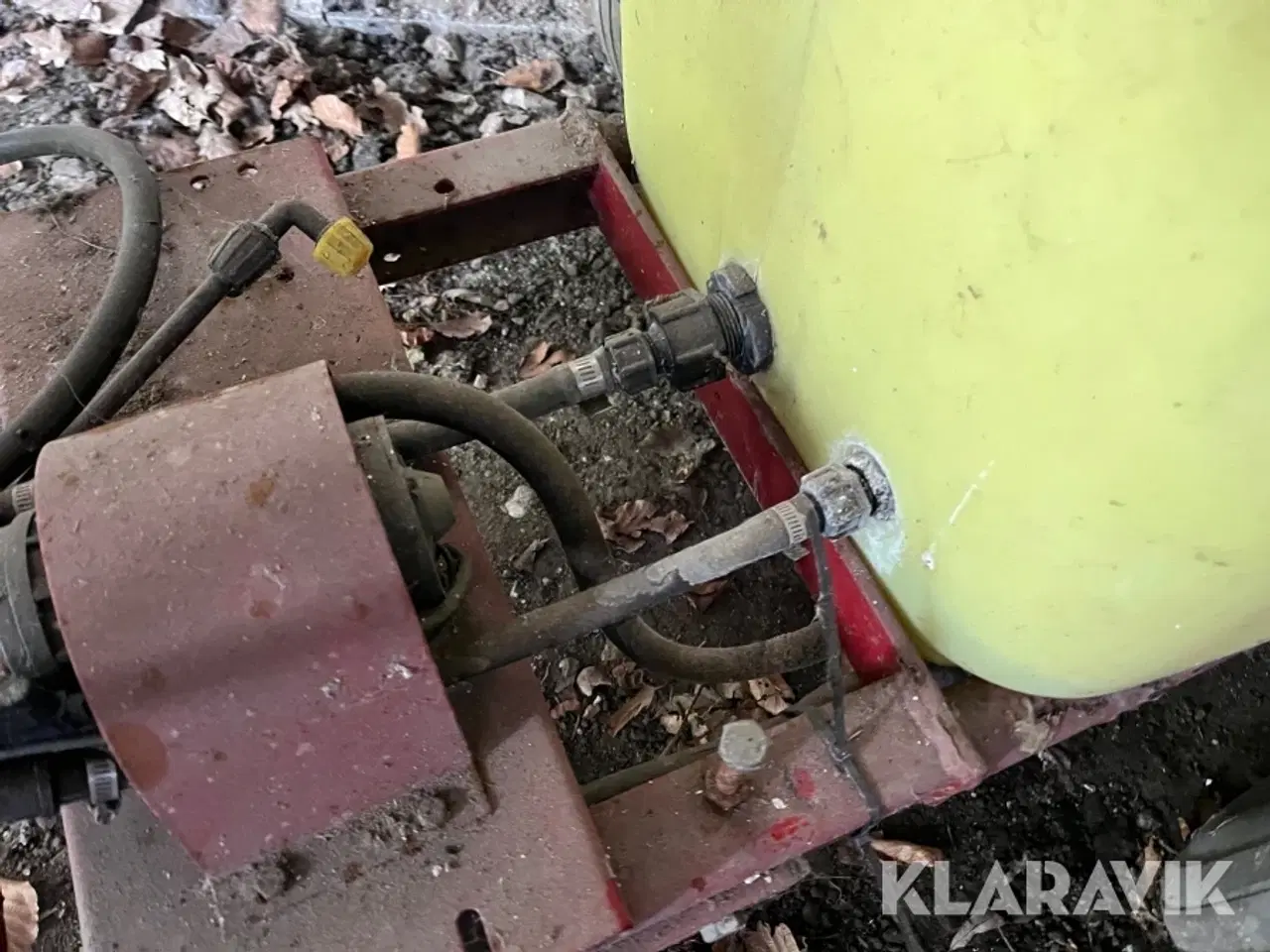 Billede 8 - Strøjte Hardi 120 liters tank med 12 v pumpe
