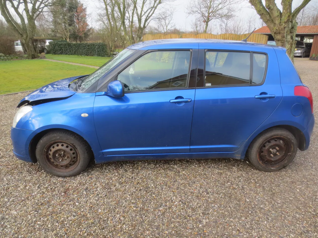 Billede 2 - Suzuki Swift 1.3 i Årg 2007. Skadet front.  