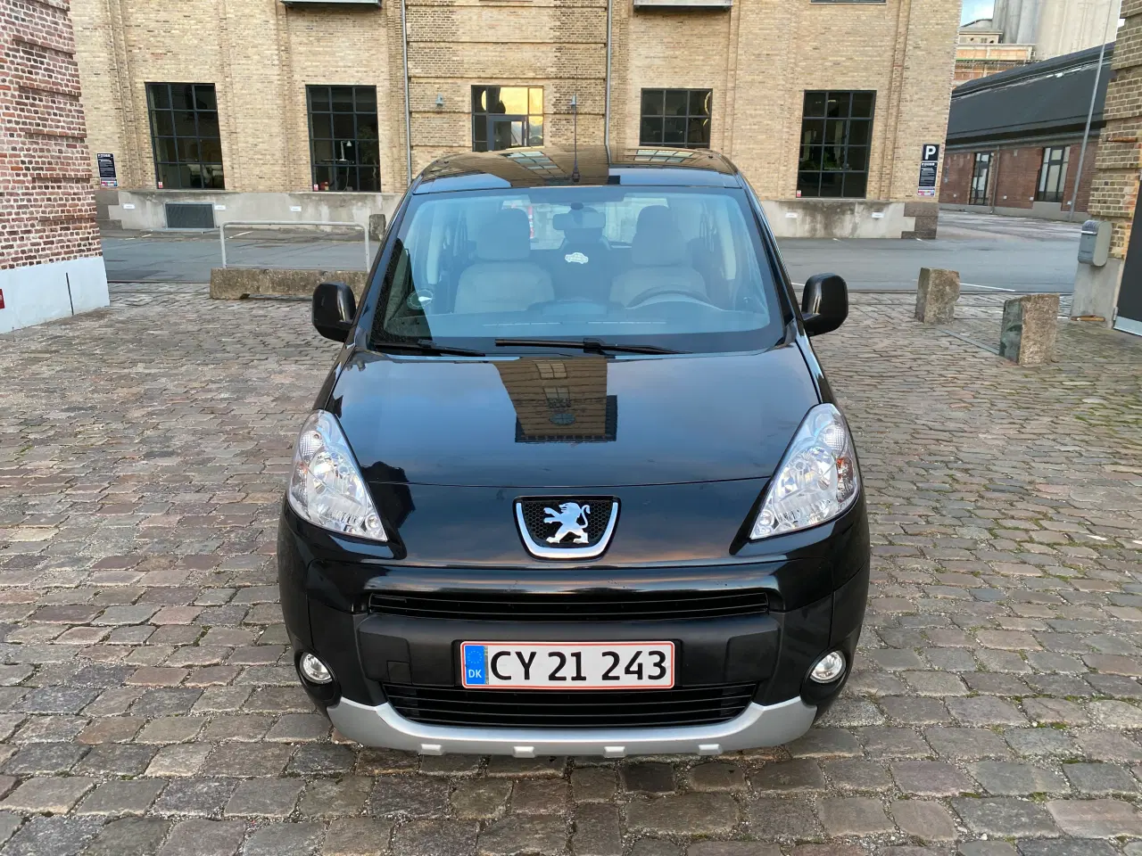 Billede 1 - Peugeot Partner Tepee 1.6 hdi – Nysynet,