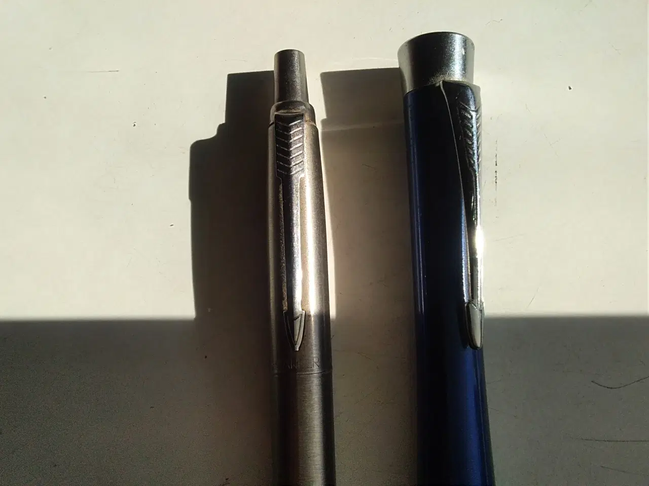 Billede 1 - 2 Parker Orginale Som nye Uden buler skrammer osv 