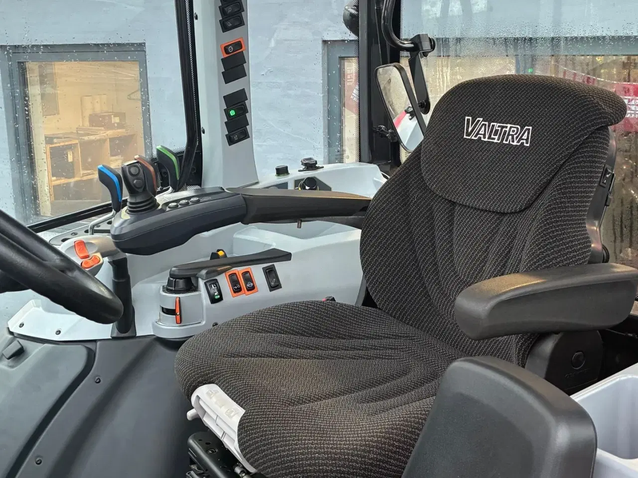 Billede 9 - Valtra A114 H4