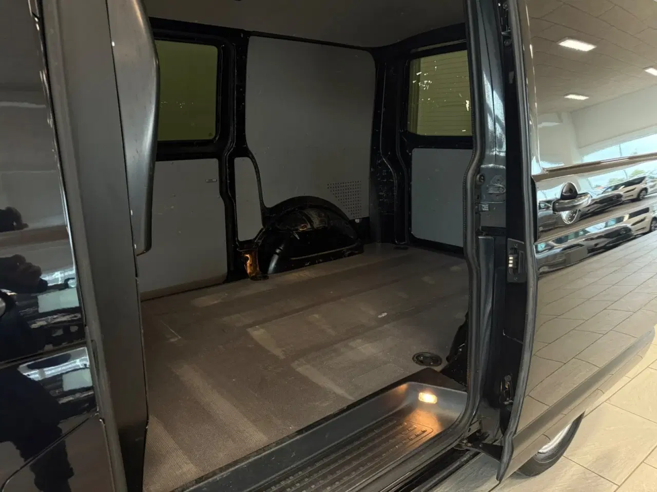 Billede 5 - VW Transporter 2,0 TDi 140 Kassevogn DSG kort