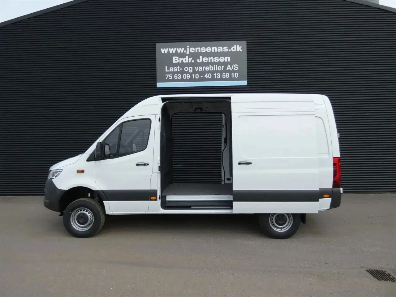 Billede 1 - Mercedes-Benz Sprinter 319 2,0 CDI A2 4X4 9G-Tronic 190HK Van 9g Aut.